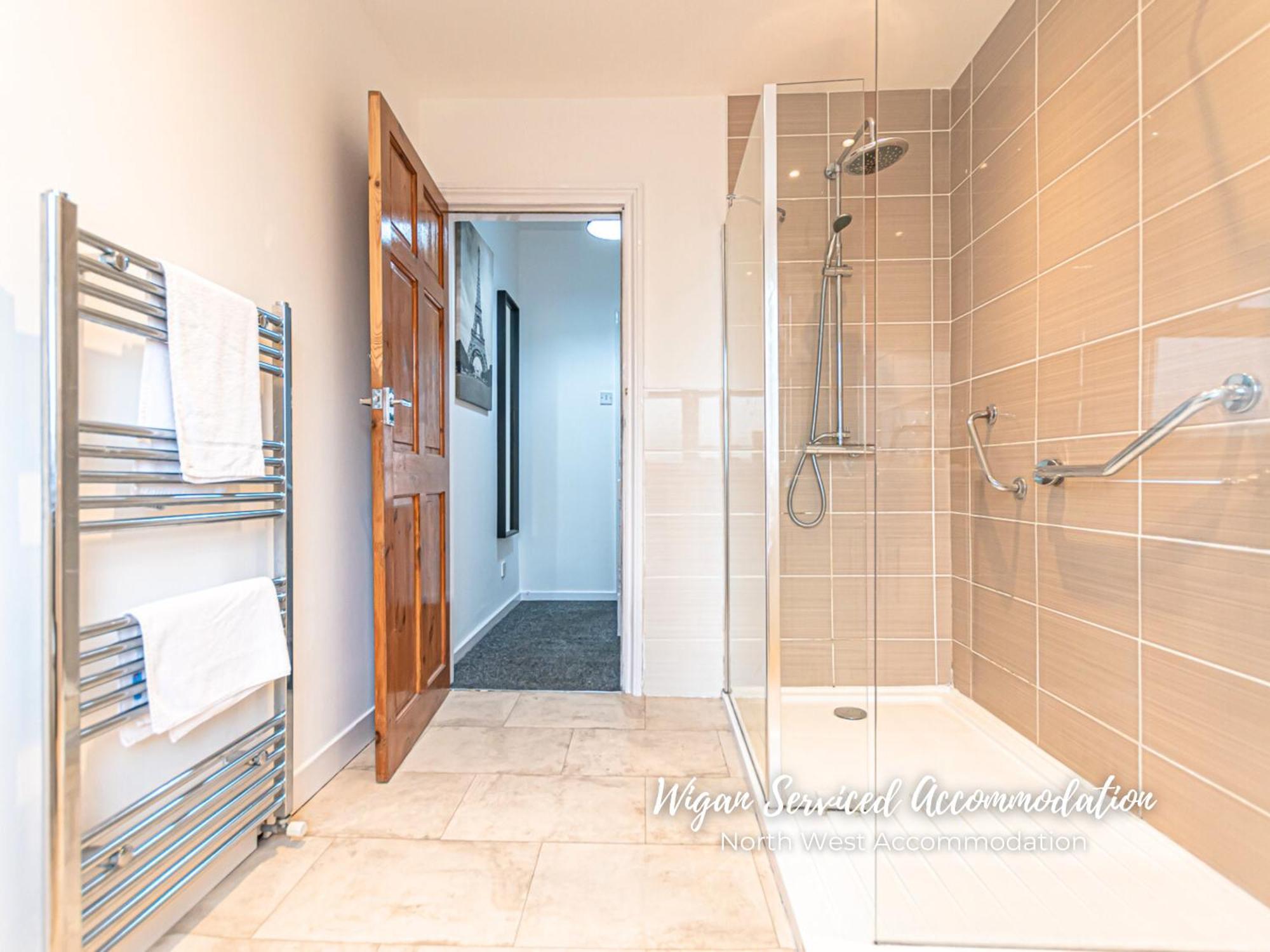 Wigan Serviced Accommodation Zewnętrze zdjęcie